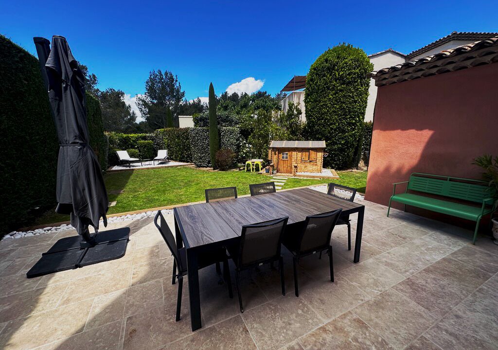 Photo of Outdoor in Pont Royal