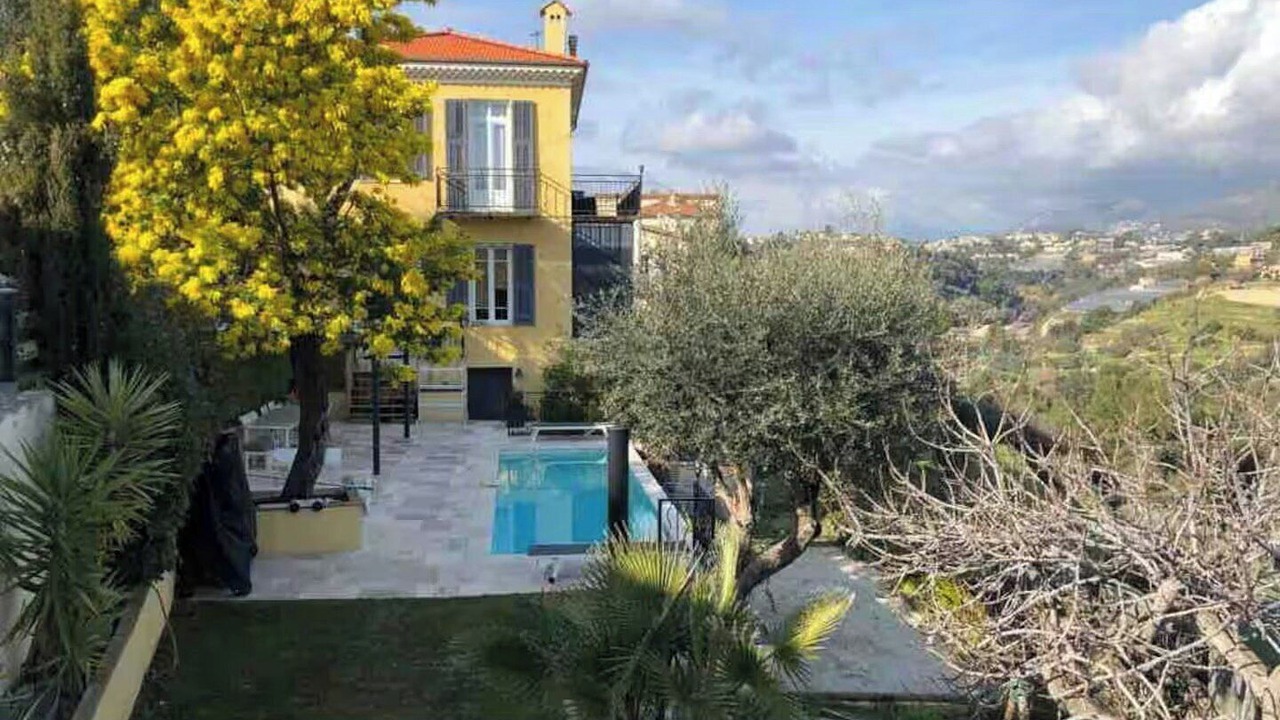 Photo of Outdoor in Saint Pierre de Feric