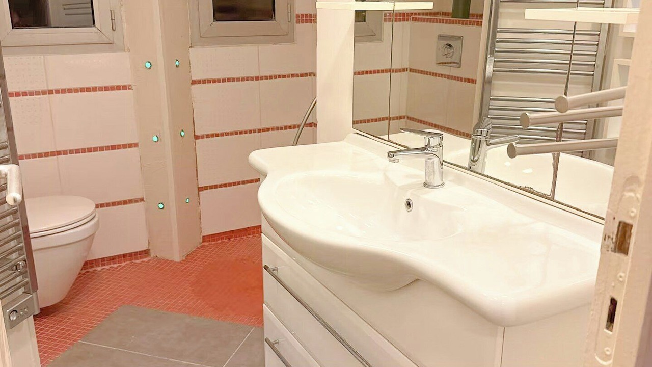 Photo of Bathroom in Fuveau
