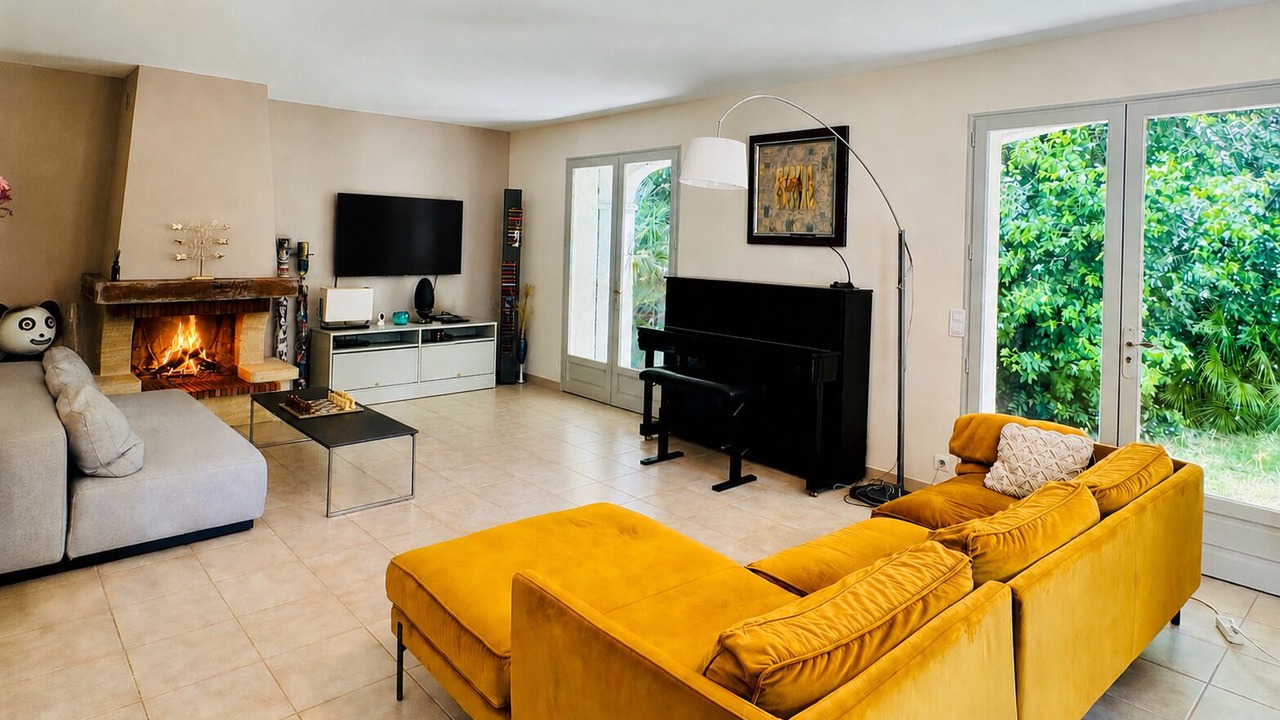 Photo of Livingroom in Carnot