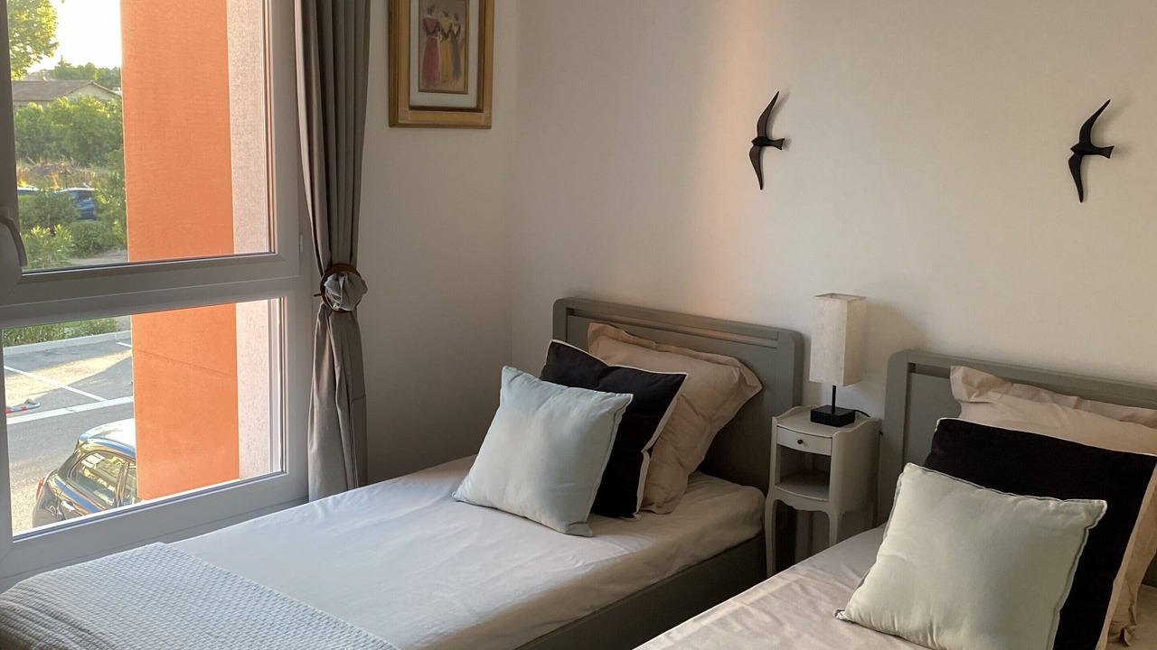Photo of Bedroom in Noves