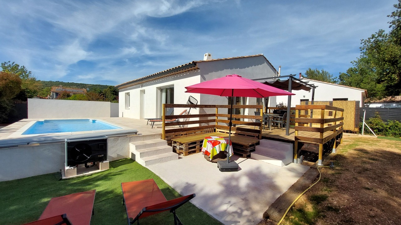 Photo of Patio Balcony in Sainte-Anastasie-sur-Issole