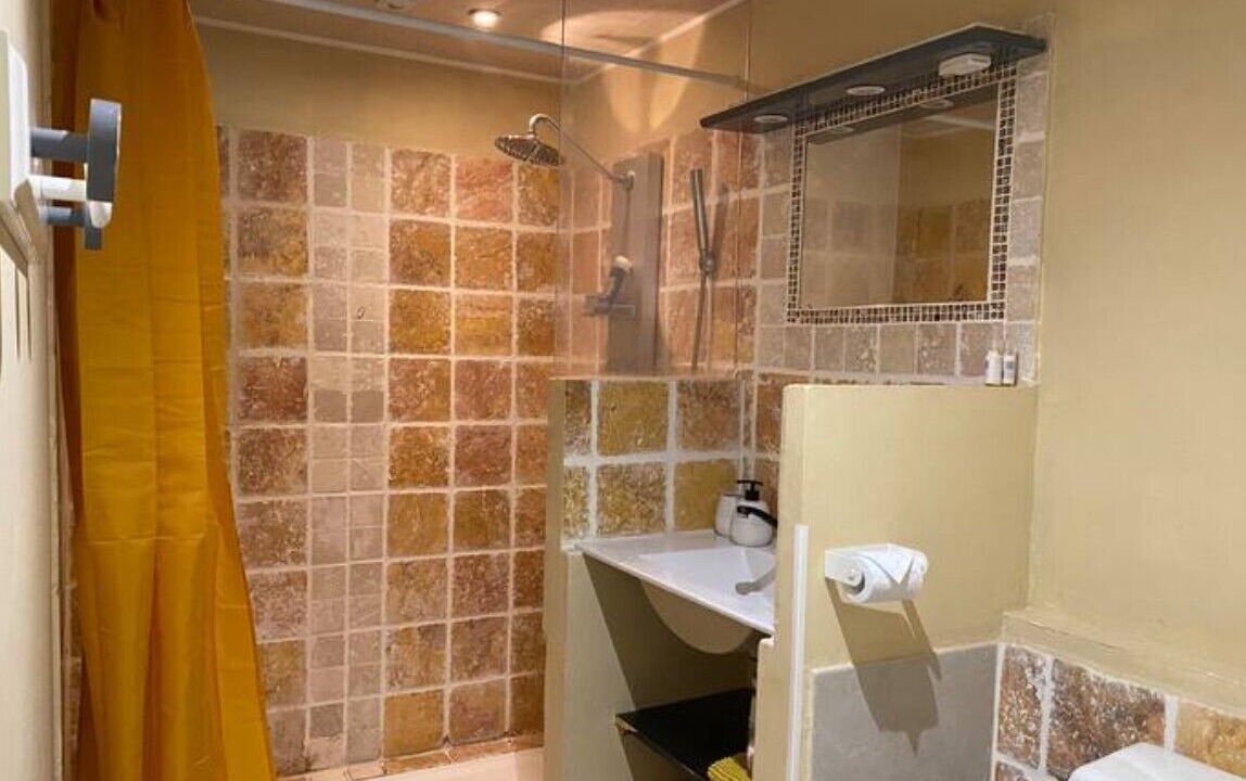 Photo of Bathroom in Barbentane