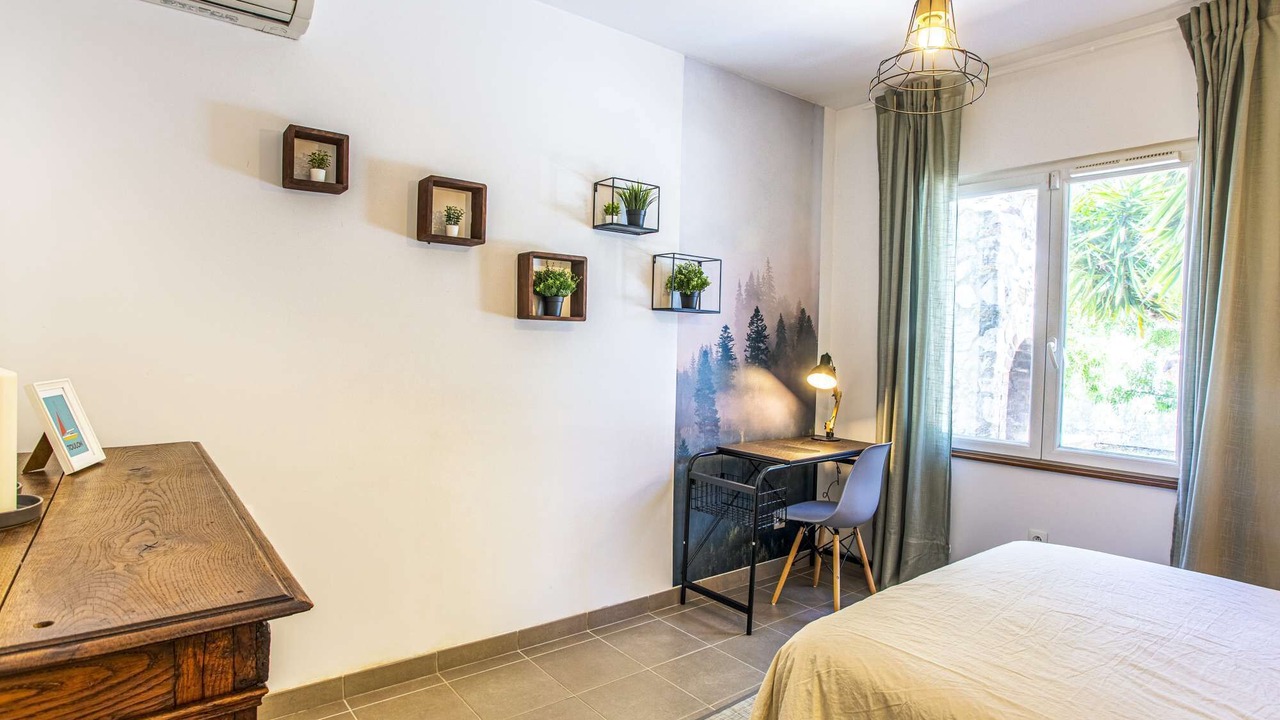 Photo of Bedroom in La Valette-du-Var