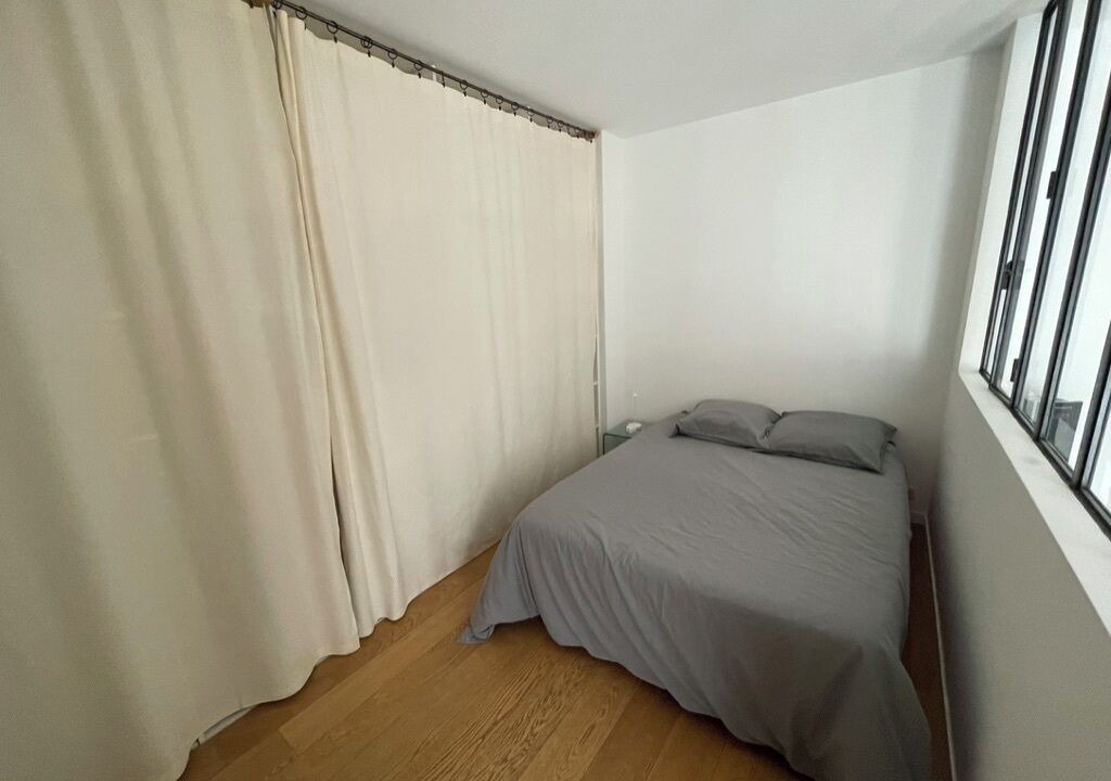 Photo of Bedroom in Mont Boron