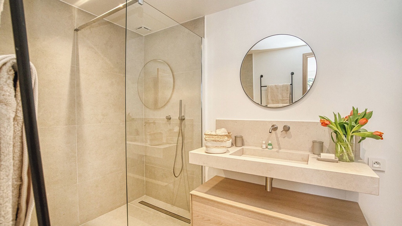 Photo of Bathroom in Saint-Tropez City Centre