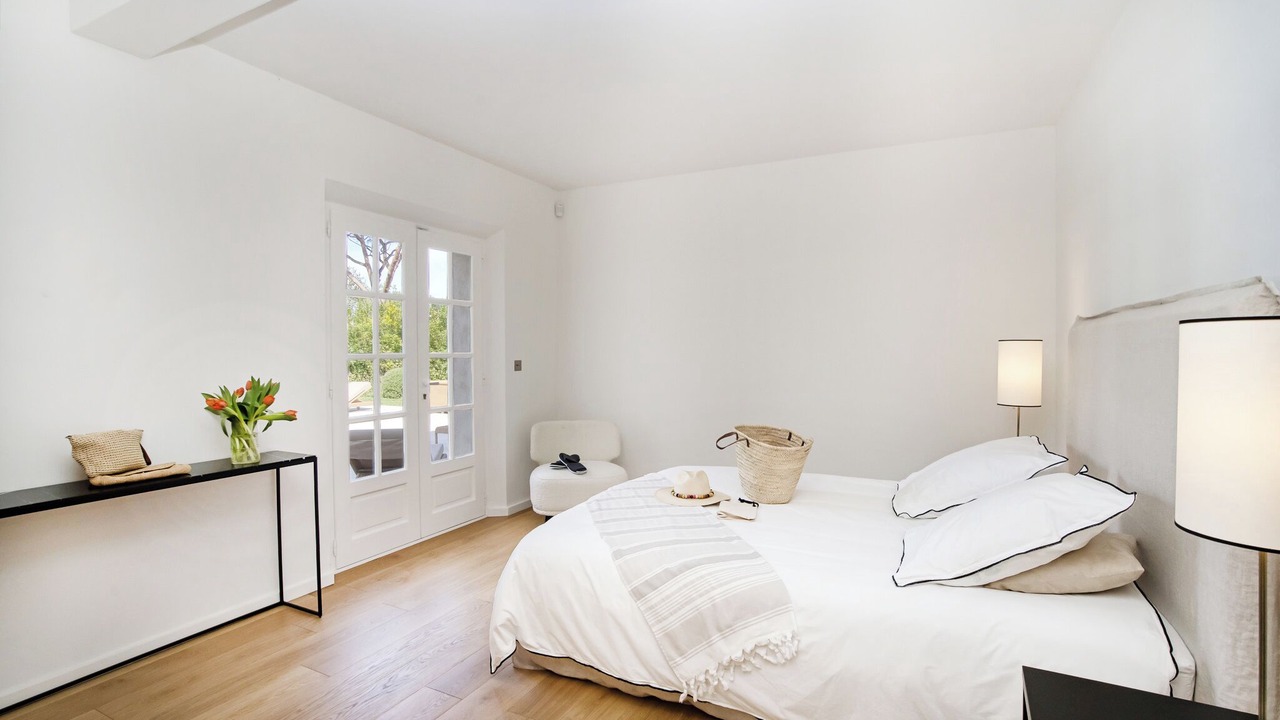 Photo of Bedroom in Saint-Tropez City Centre