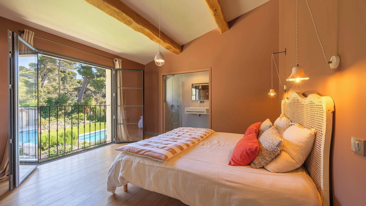 Photo of Bedroom in Maussane