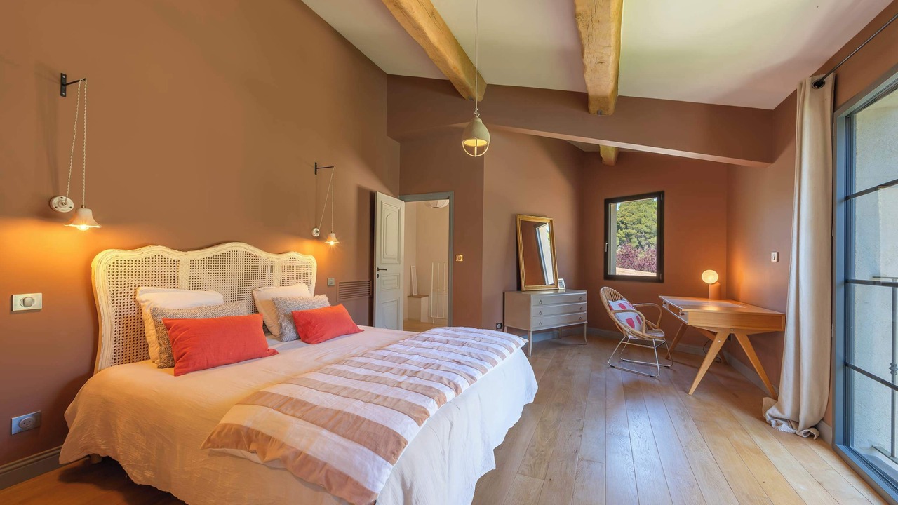 Photo of Bedroom in Maussane