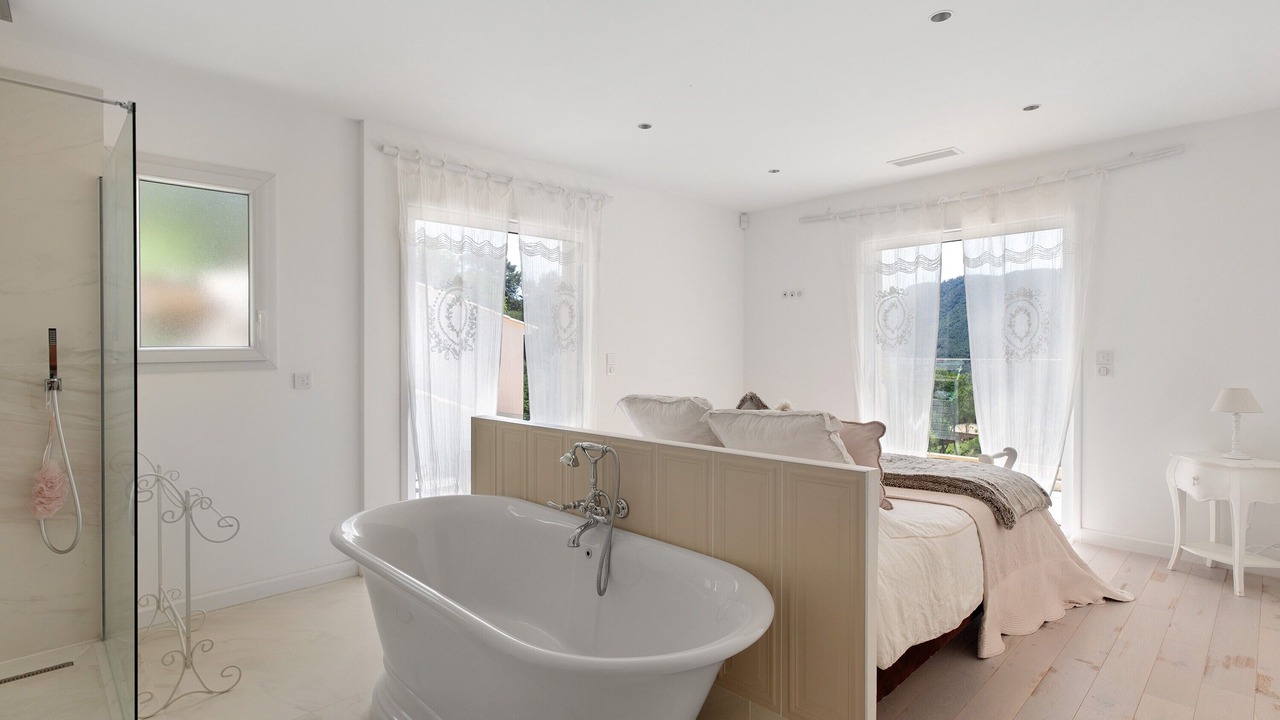 Photo of Bathroom in Le Revest-les-Eaux
