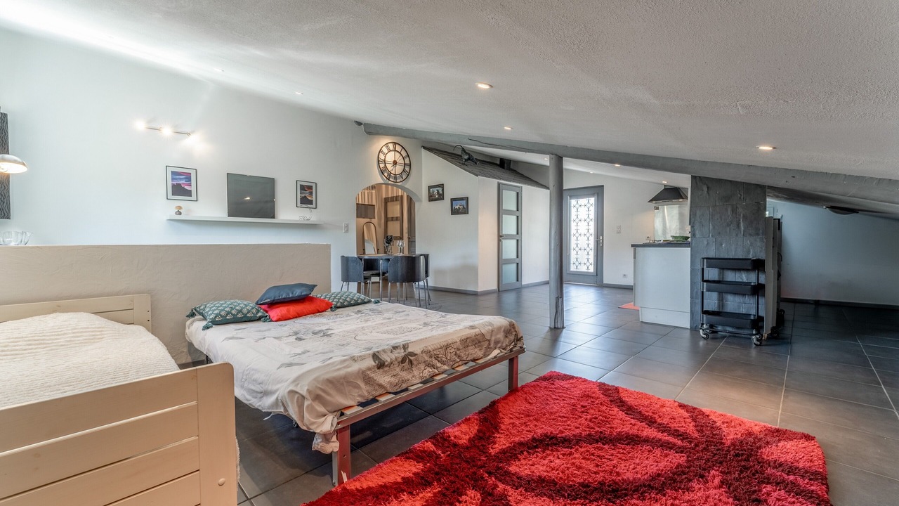 Photo of Bedroom in Entrechaux