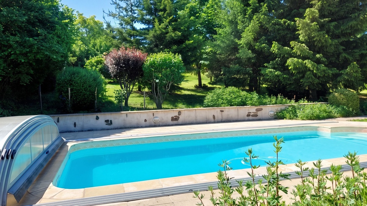 Photo of Outdoor in Siaugues-Sainte-Marie