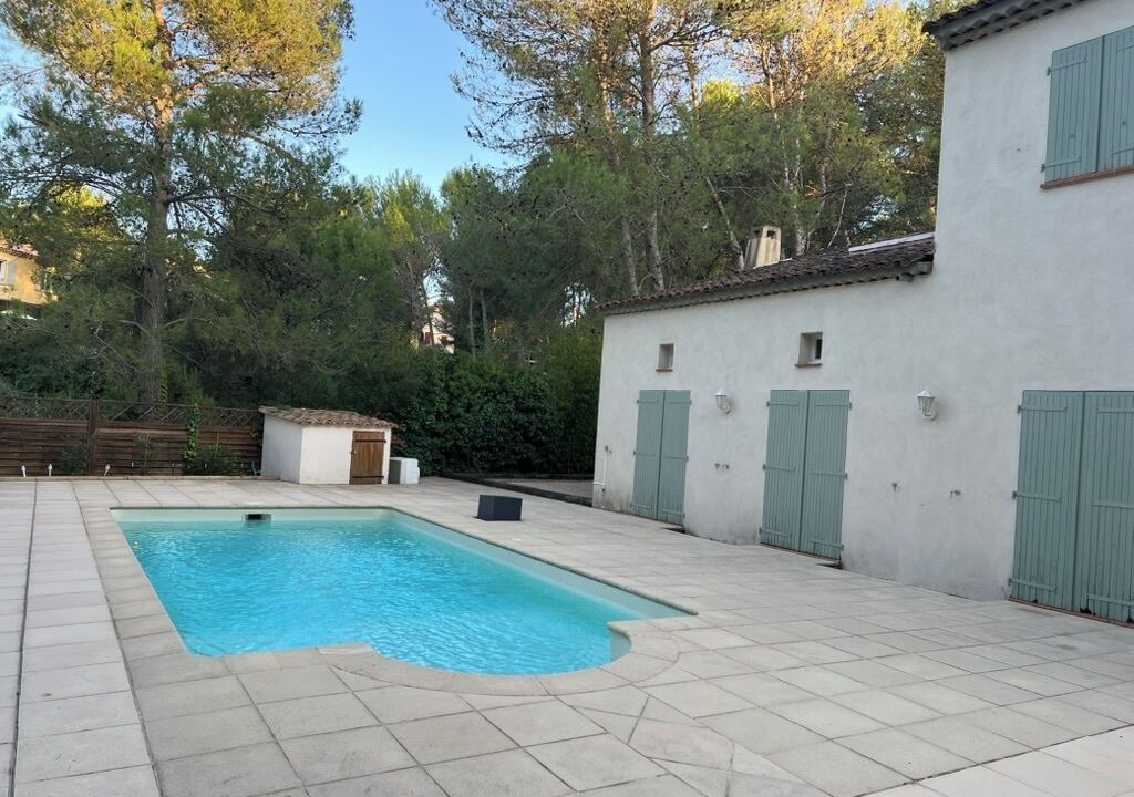 Photo of Outdoor in Pont Royal