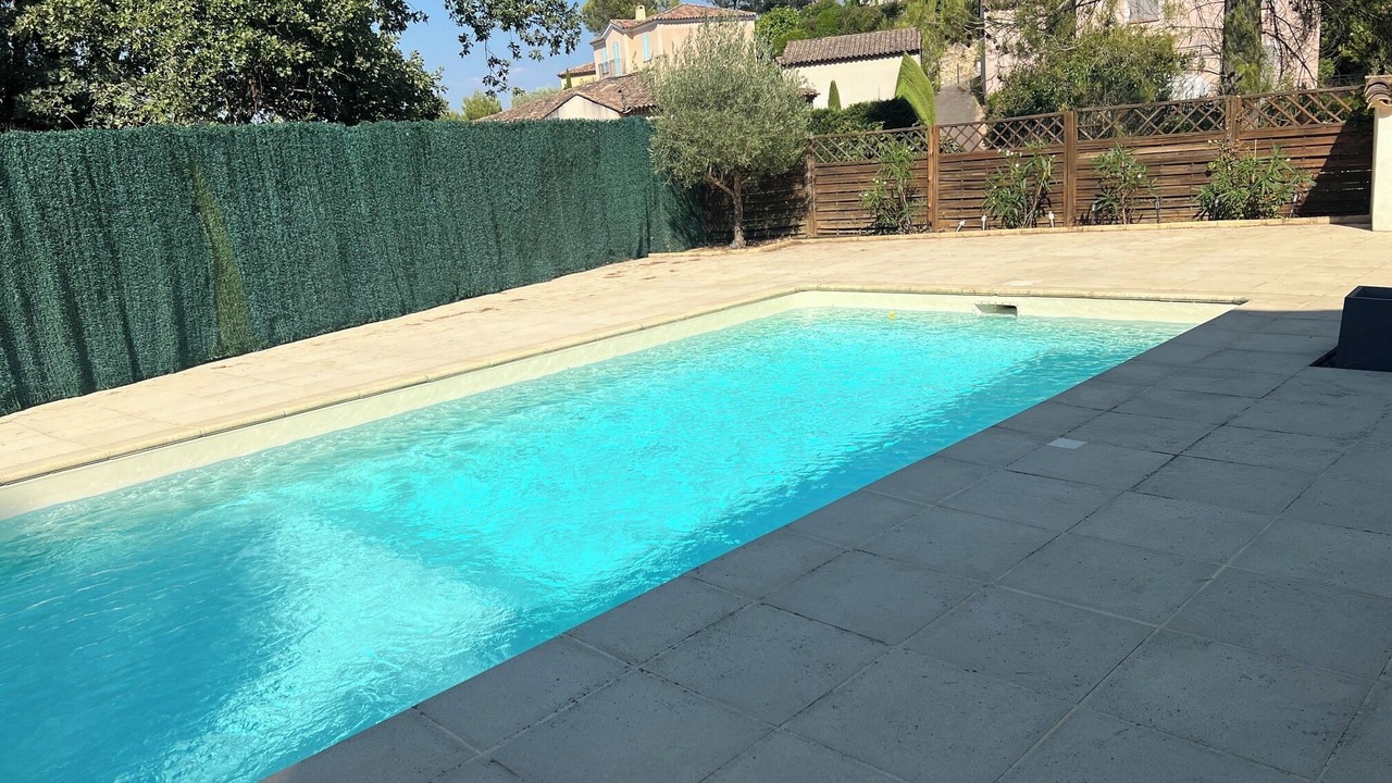 Photo of Outdoor in Pont Royal