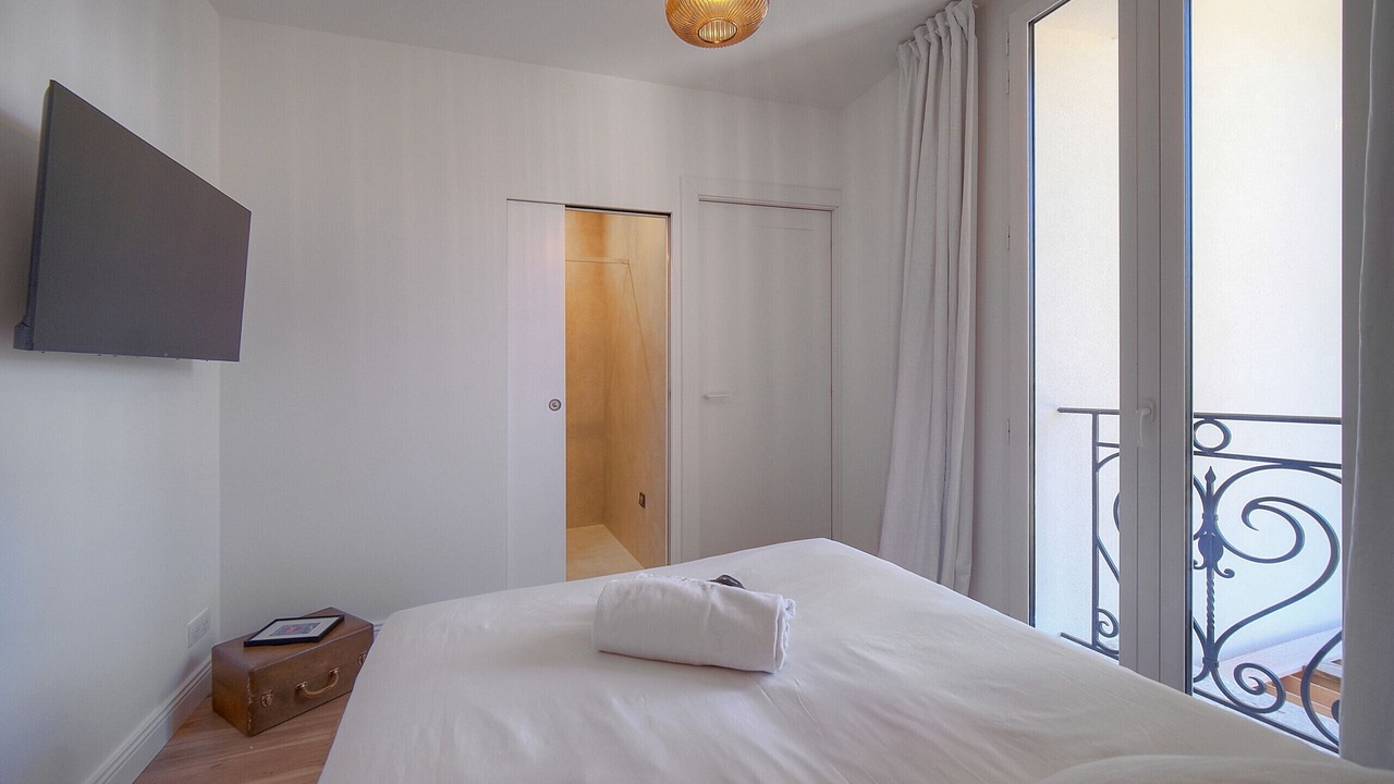 Photo of Bedroom in Cannes