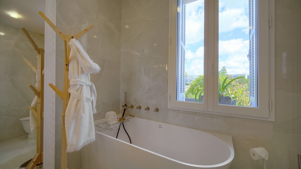Photo of Bathroom in Cannes