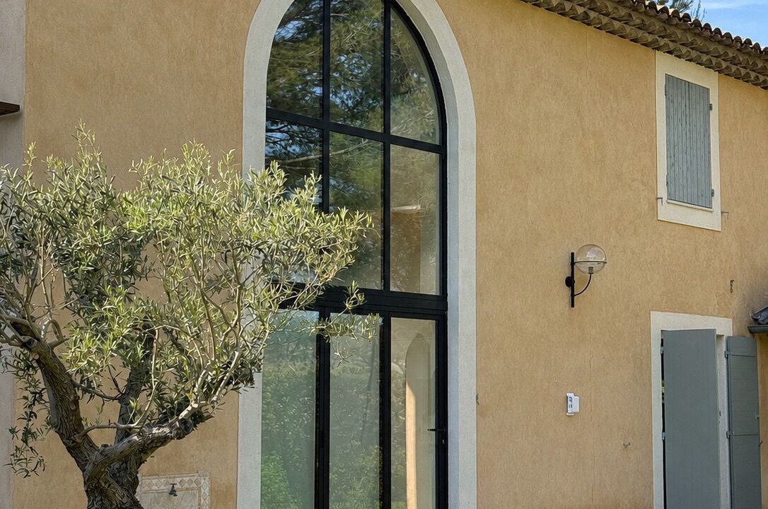Photo of Outdoor in Pont Royal