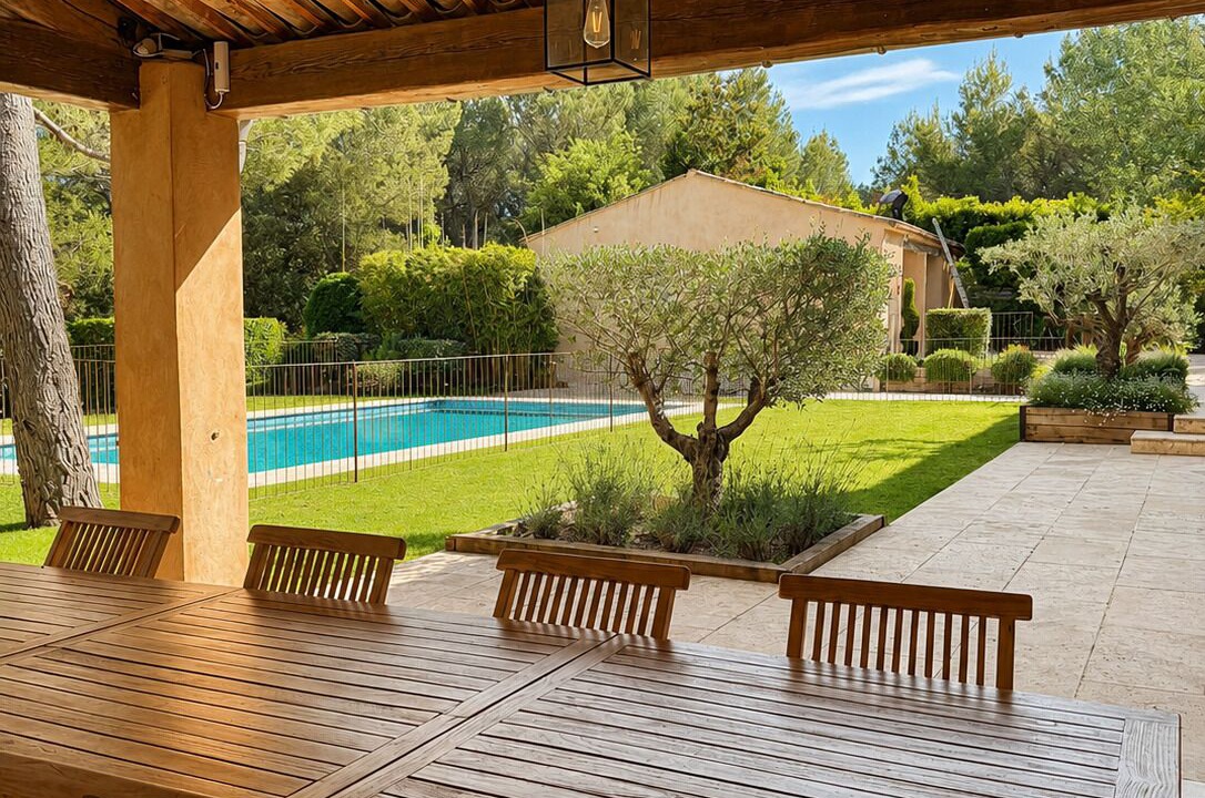 Photo of Outdoor in Pont Royal