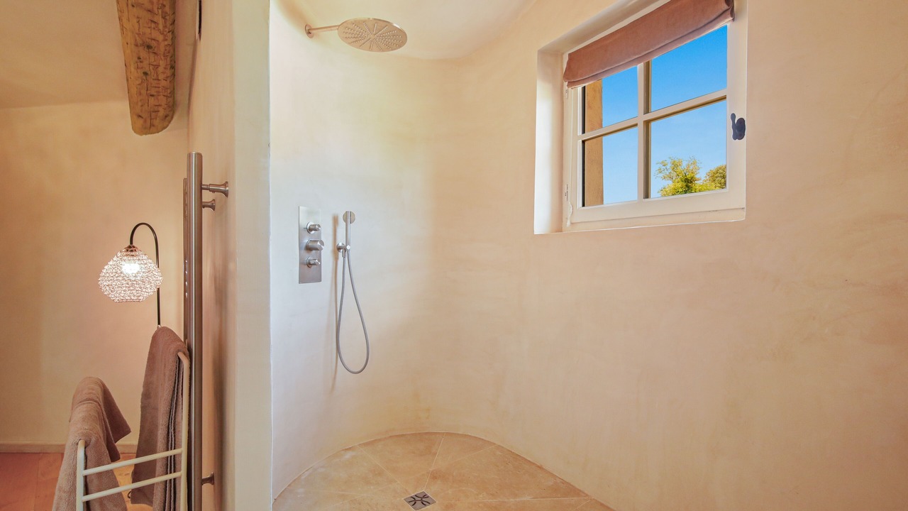 Photo of Bathroom in Meounes-les-Montrieux