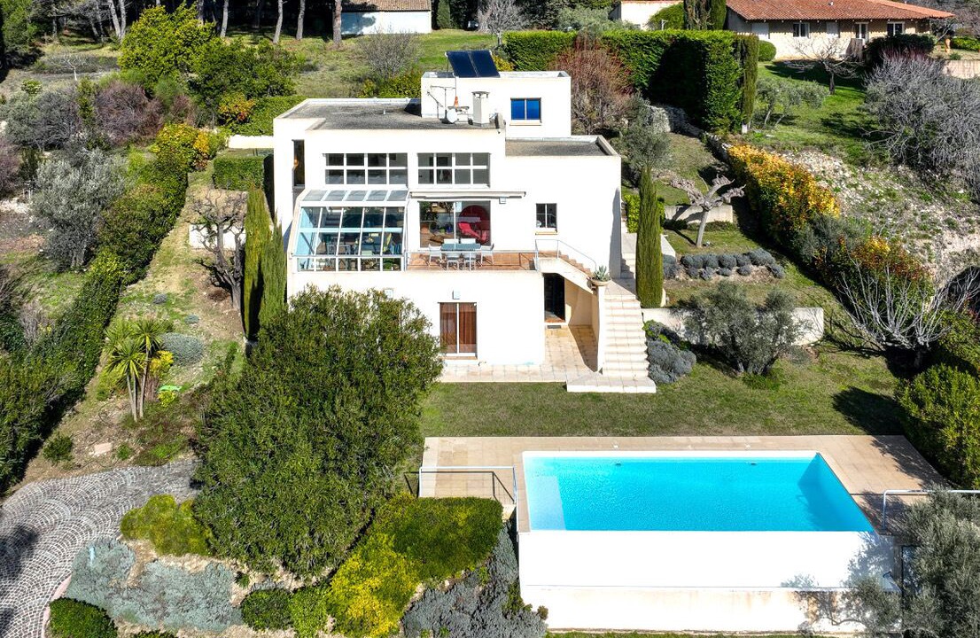 Photo of Outdoor in Eguilles