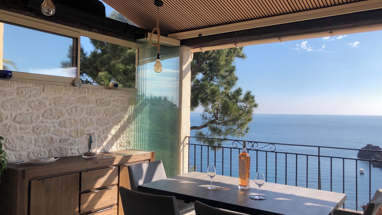 Photo of Outdoor in Espero-Pax