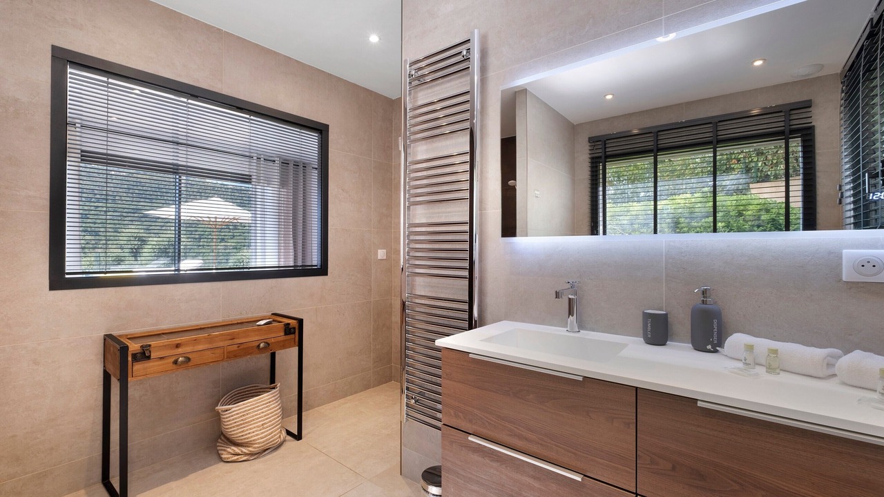 Photo of Bathroom in Les Adrets-de-l'Esterel