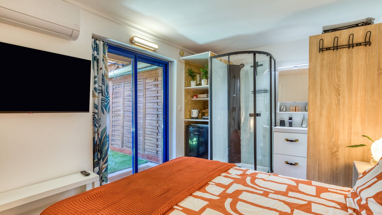 Photo of Bedroom in Lunel