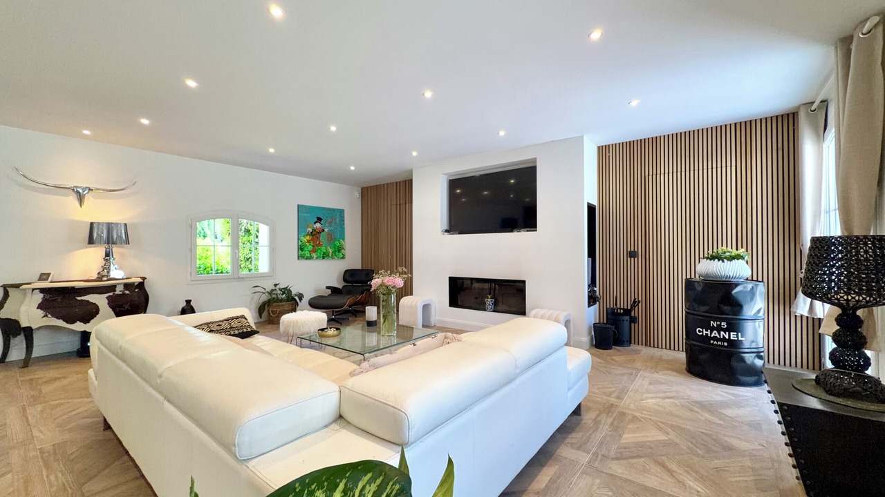 Photo of Livingroom in Sonnaz