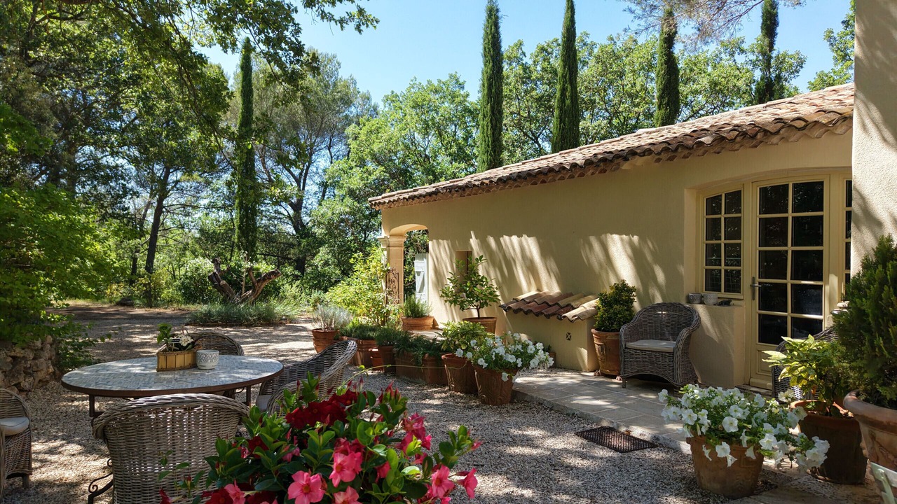 Photo of Outdoor in Saint-Antonin-sur-Bayon