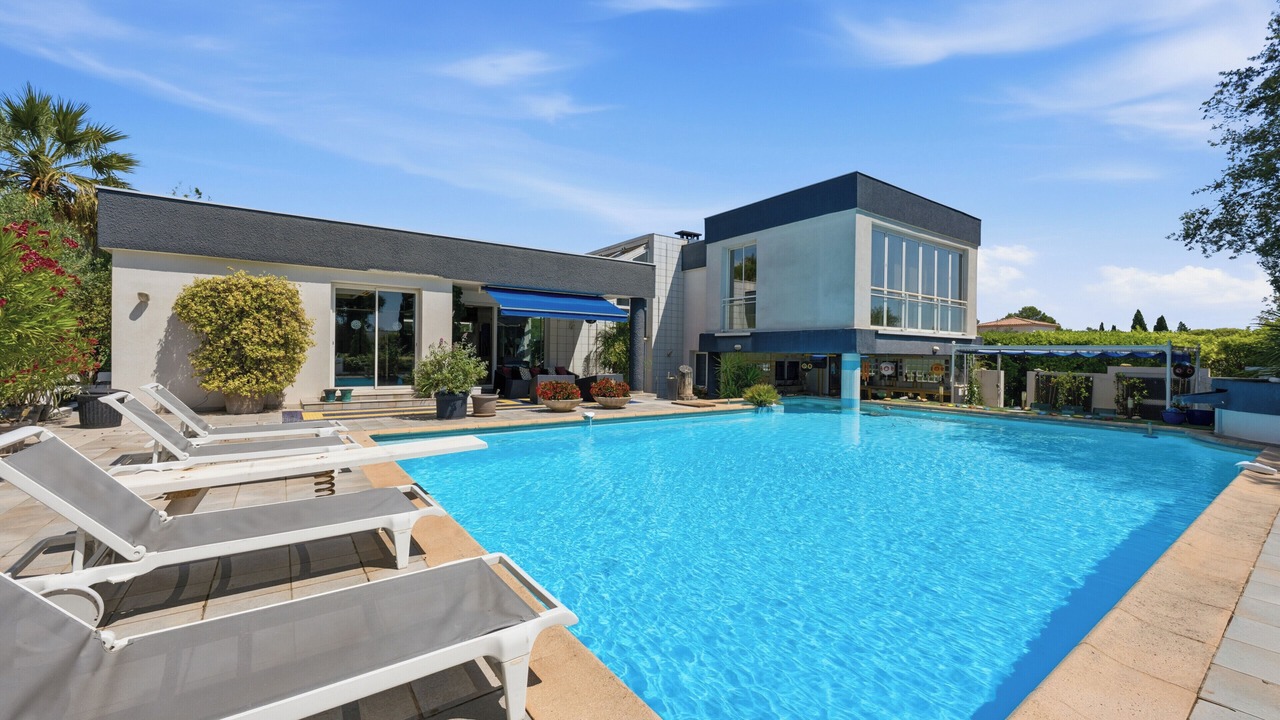 Photo of Outdoor in Villetelle
