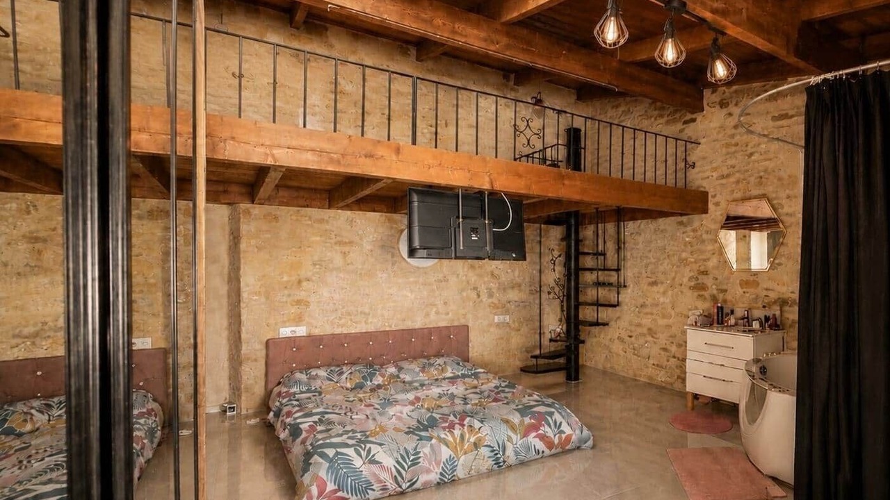 Photo of Bedroom in Caderousse