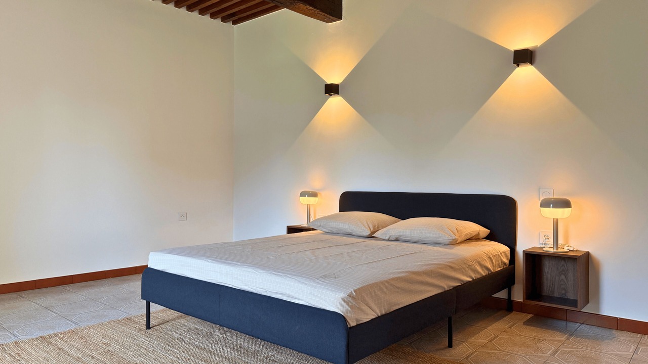 Photo of Bedroom in Orange
