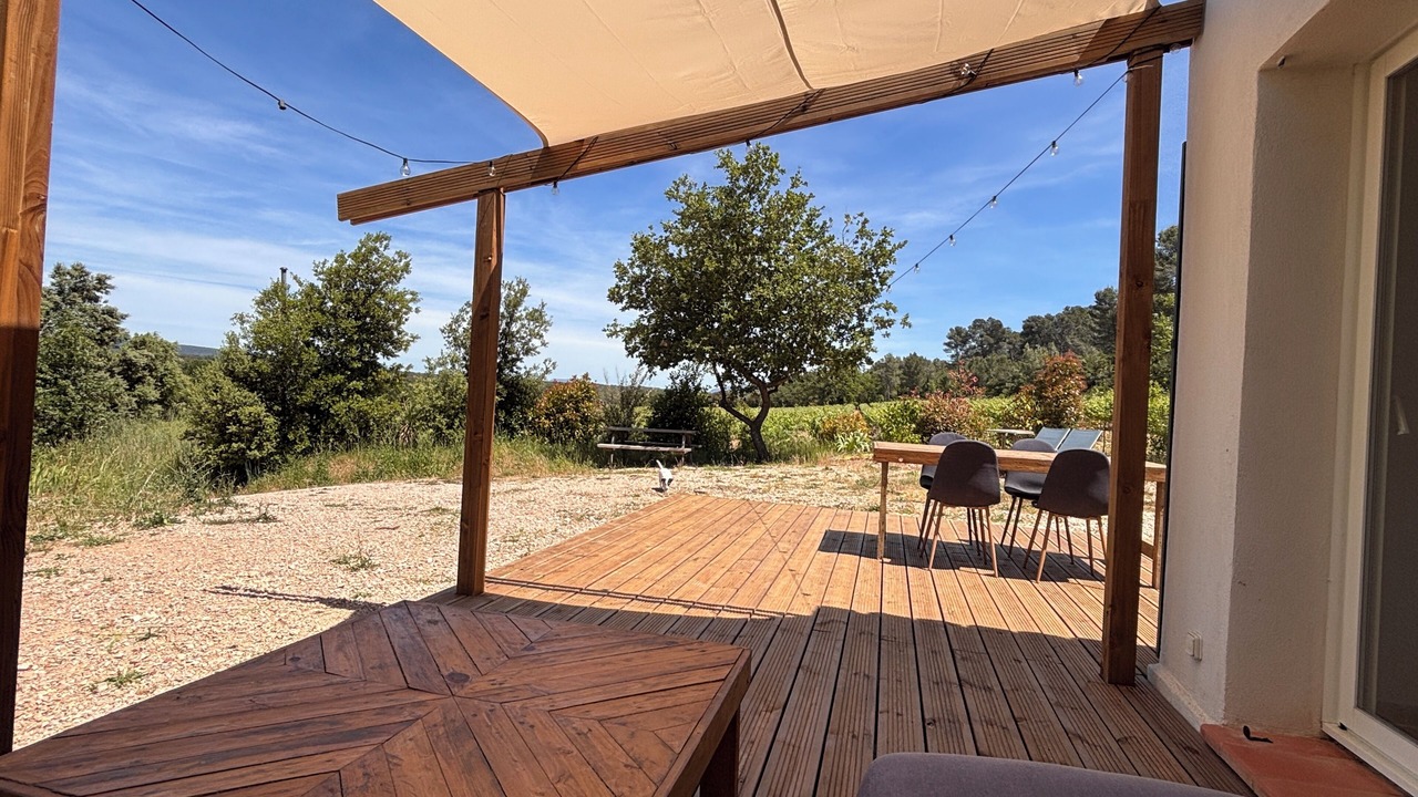 Photo of Outdoor in Eguilles