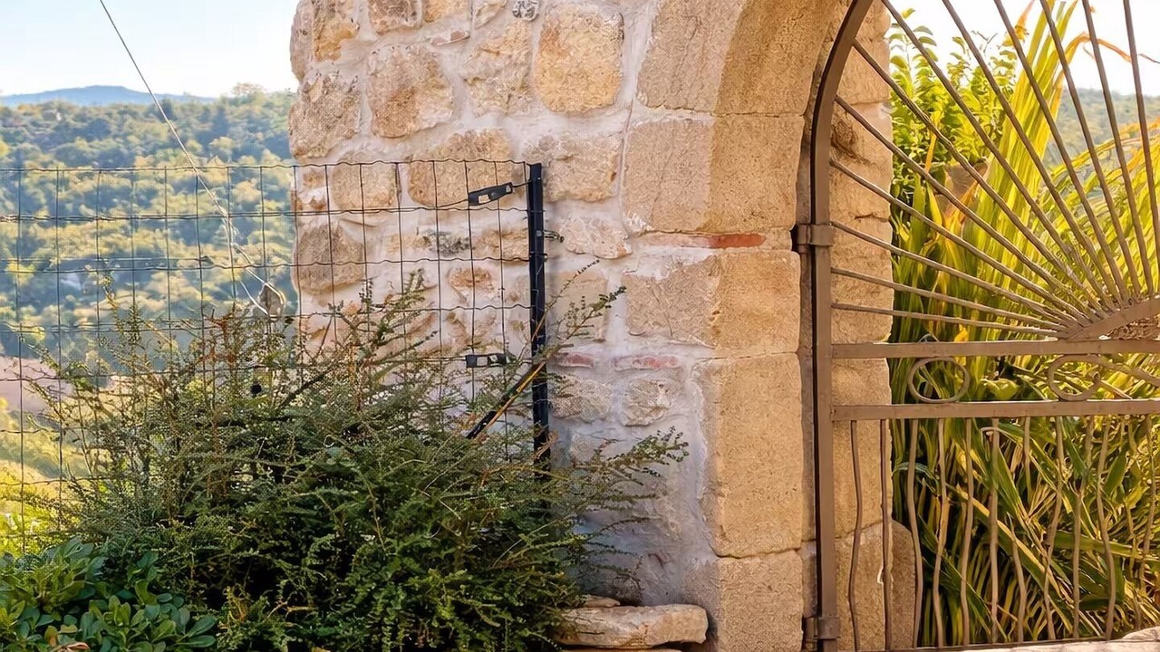 Photo of Outdoor in Saint-Paul-le-Jeune