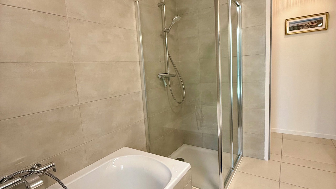 Photo of Bathroom in Labastide-de-Virac