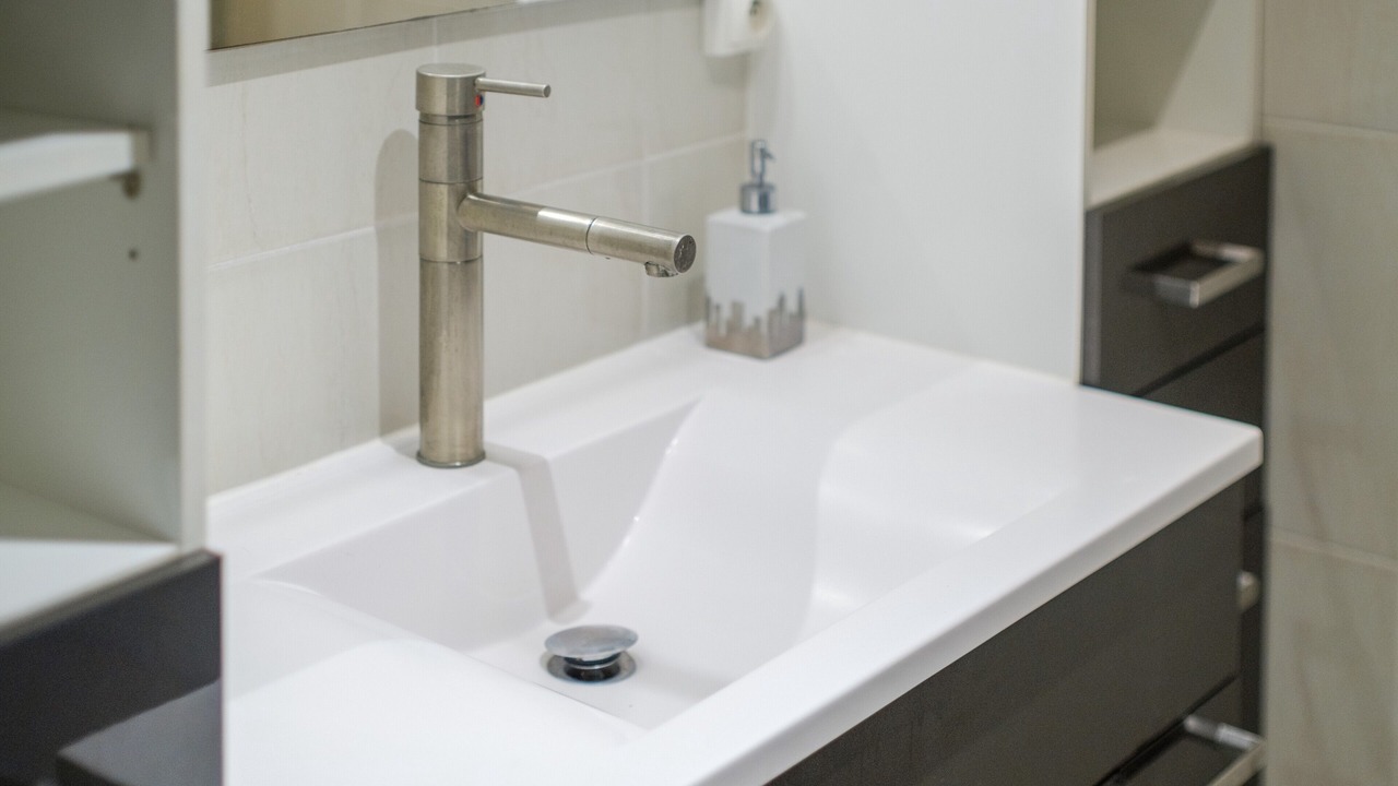 Photo of Bathroom in California - Pezou