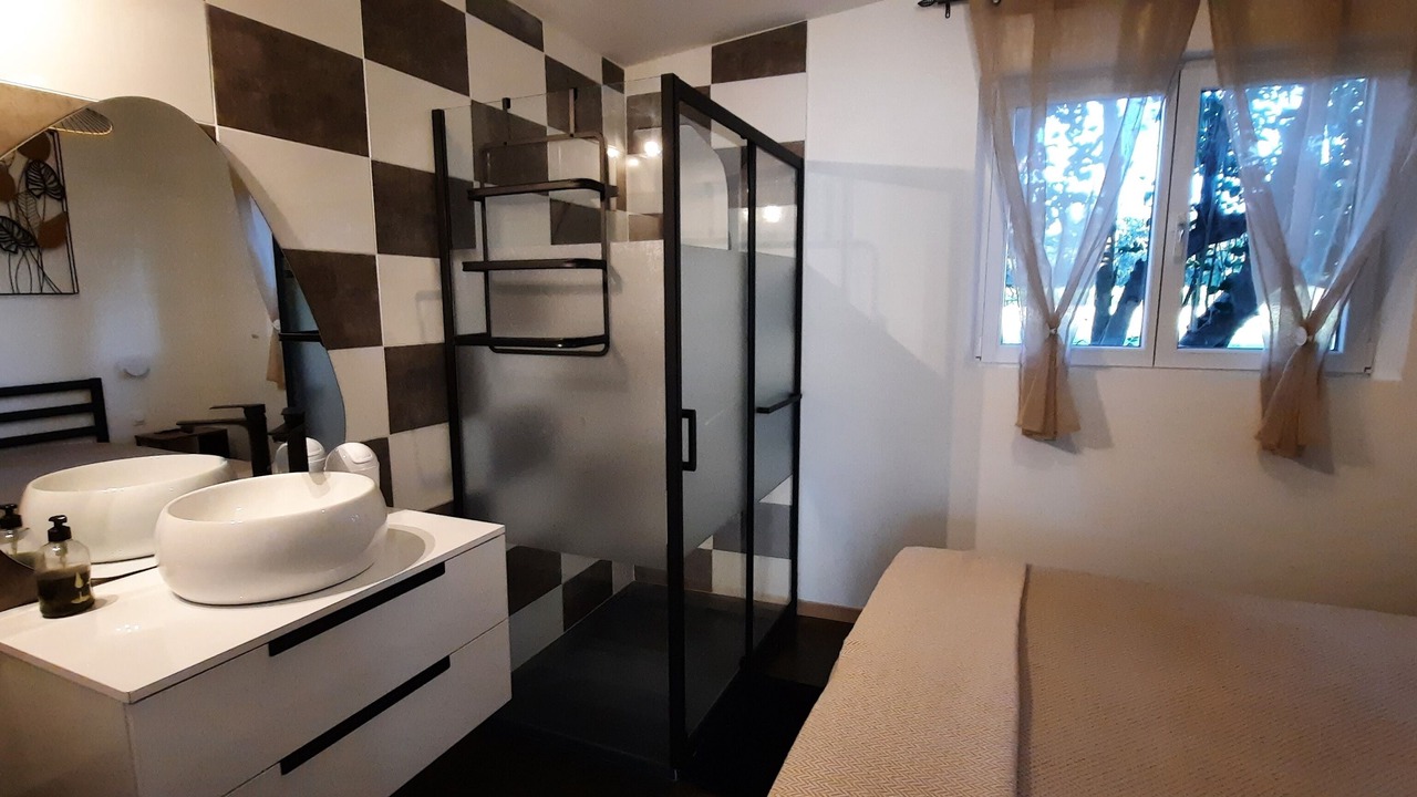 Photo of Bedroom in Tarascon