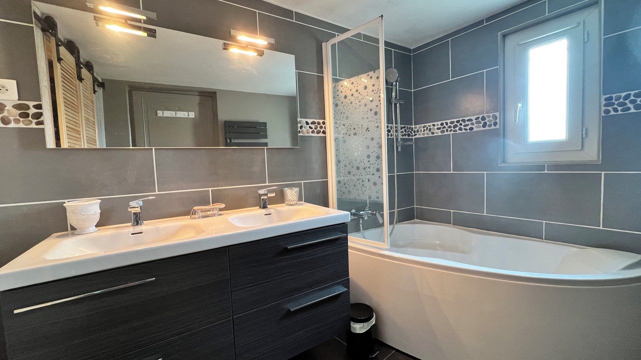Photo of Bathroom in Lepante Quarter