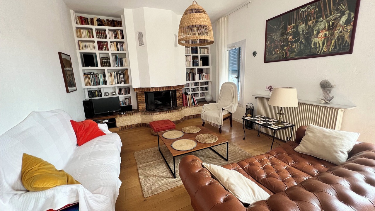Photo of Livingroom in Lepante Quarter
