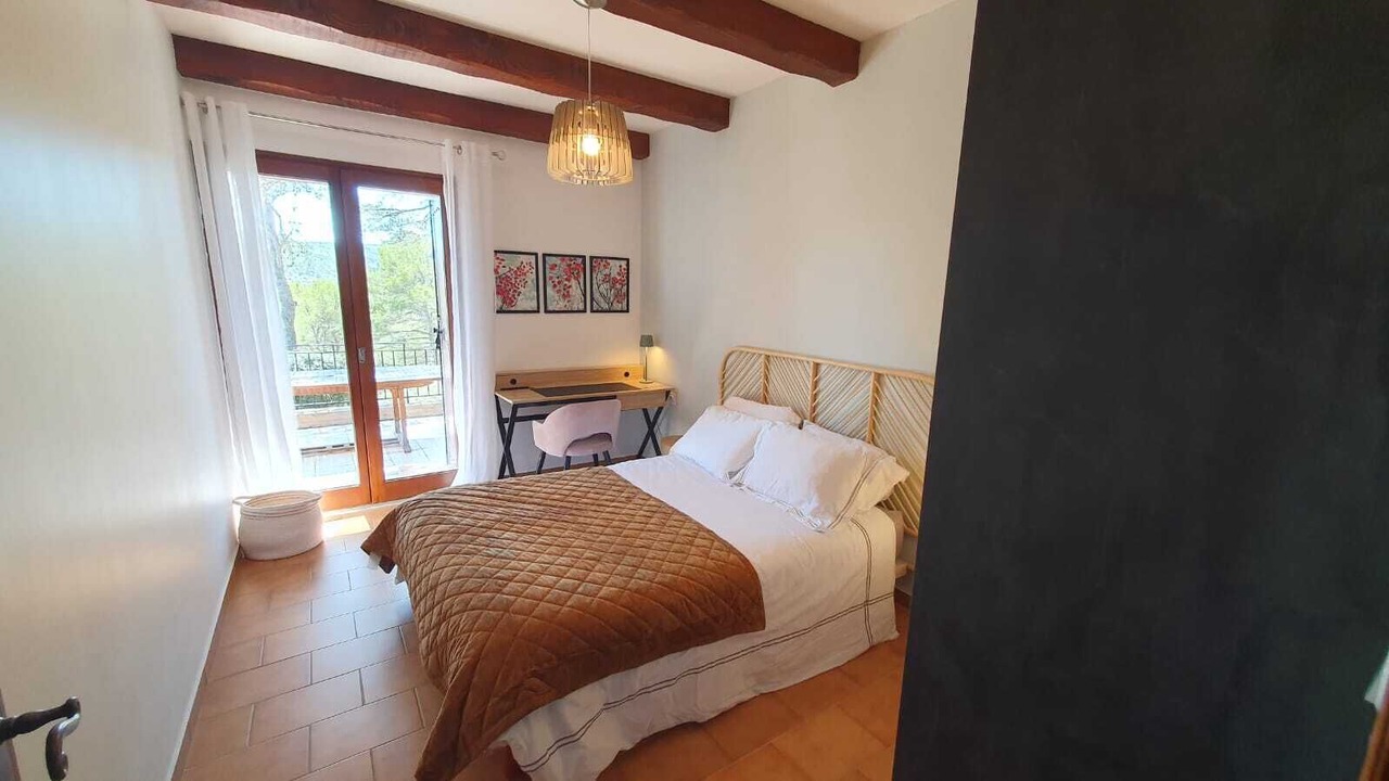 Photo of Bedroom in Esparron-de-Verdon