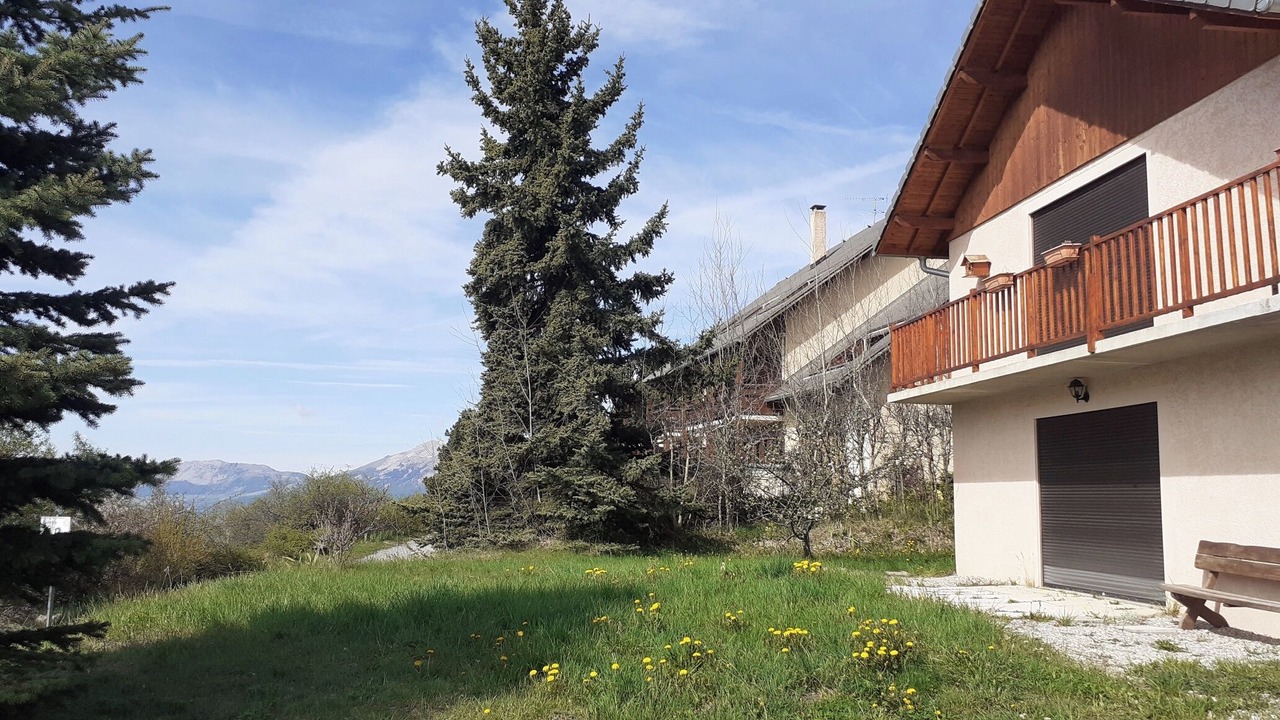 Photo of Outdoor in Saint-Michel-de-Chaillol