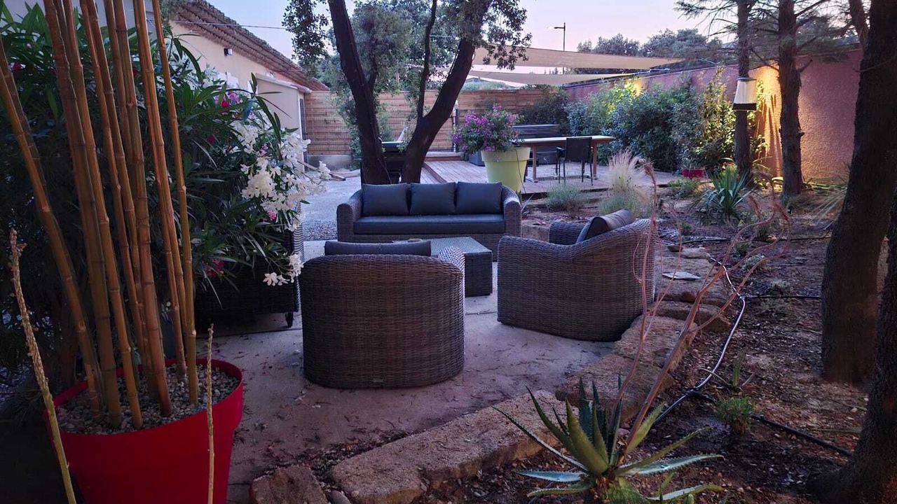 Photo of Patio Balcony in Aureille