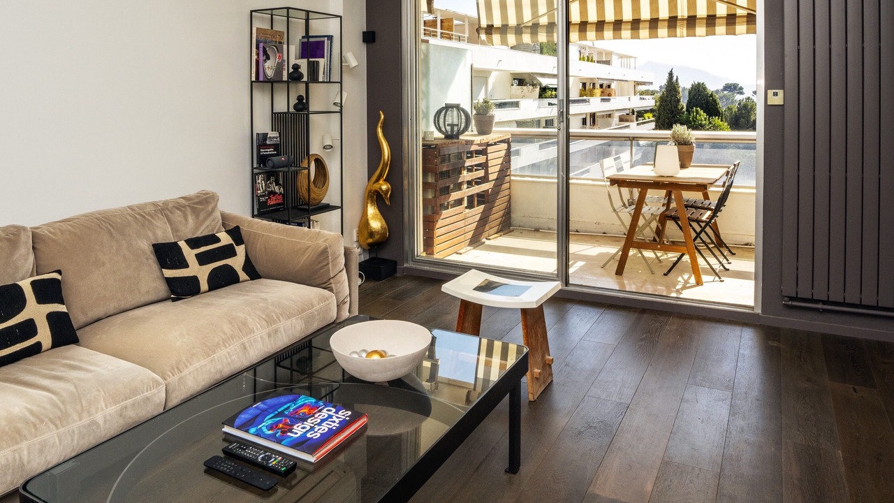 Photo of Livingroom in Perier