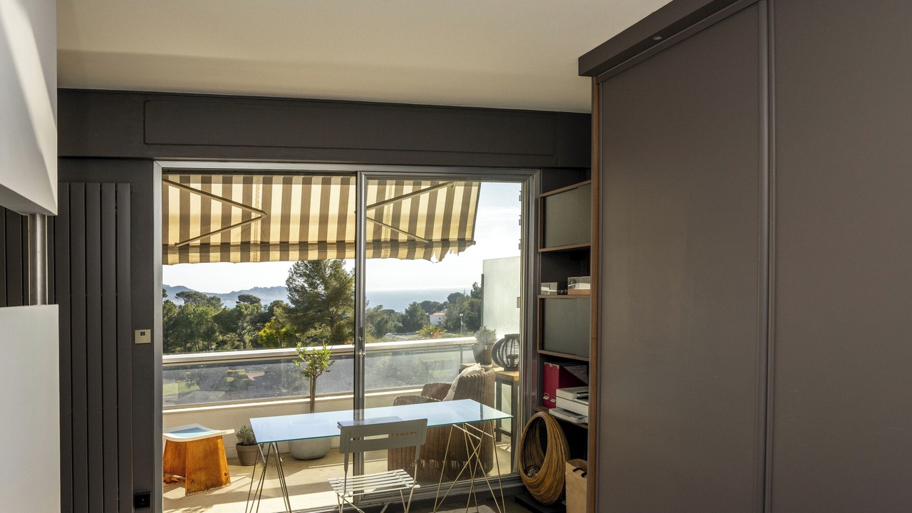 Photo of Bedroom in Perier