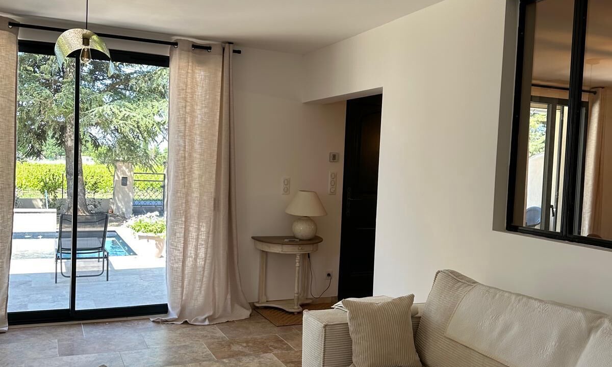 Photo of Livingroom in Coustellet