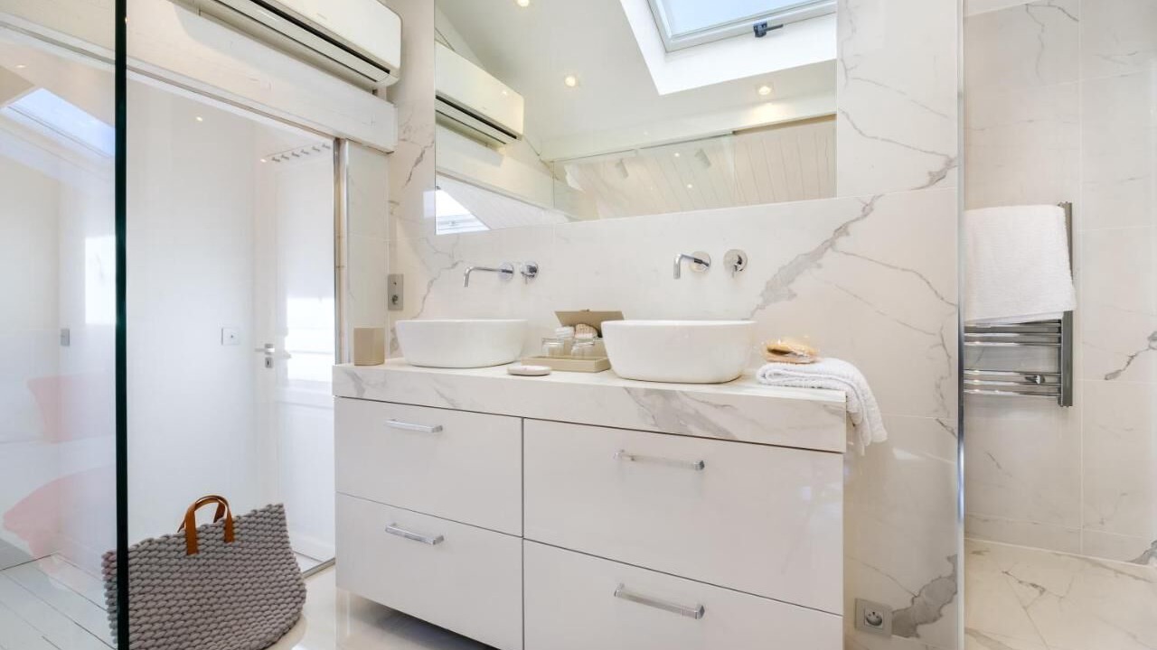 Photo of Bathroom in Beausoleil