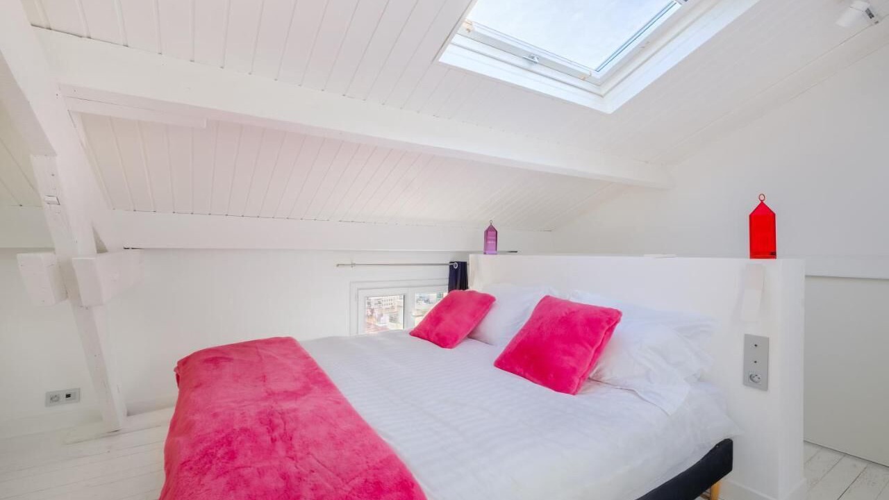 Photo of Bedroom in Beausoleil