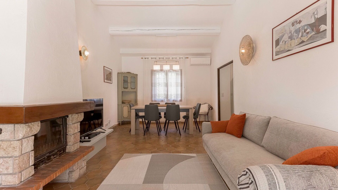 Photo of Livingroom in Mandelieu-La-Napoule