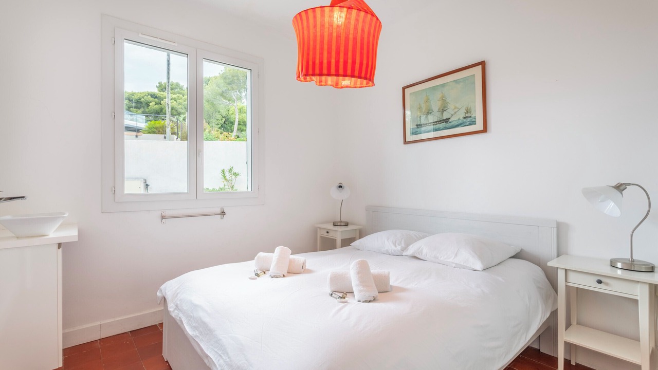 Photo of Bedroom in Cassis