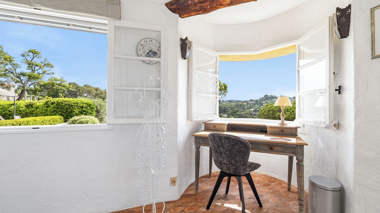Photo of Others in Mougins